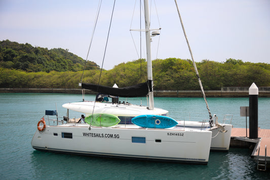 Singapore Private Yacht Charter by White Sails