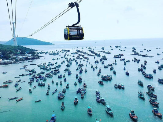 Phu Quoc 4 Island Speedboat Tour, Cable Car & Aquatopia Water Park