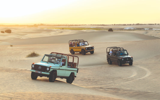 Luxury Desert Safari with Vintage G - Class & Al Marmoom Oasis Dinner
