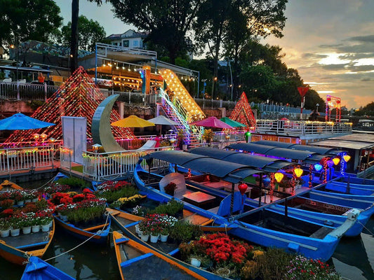Nhieu Loc Boat Experience: A Glimpse of Saigon
