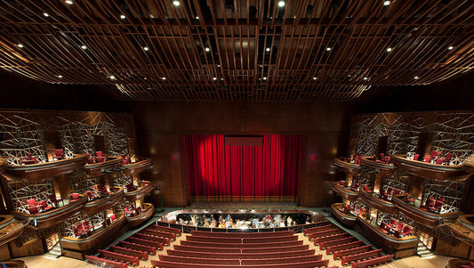 Dubai Opera Grand Tour