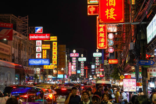 Bangkok Night Michelin Foodie Tour in China Town with 15+ Tastings