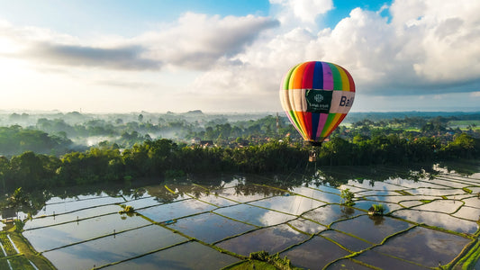 Hot Air Balloon Experience with Meals at Tanah Gajah Ubud