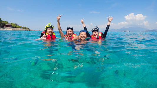 Fantastic Snorkeling Tour with Seafood BBQ, Mini Beach & Mun Island