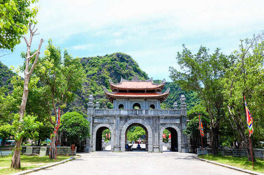 Explore Ninh Binh's Best: Hoa Lu, Tam Coc, and Mua Cave
