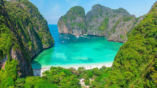 Phuket: Phi Phi, Maya Bay and Khai Island Speedboat Tour with Lunch
