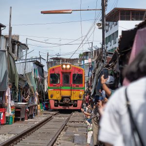 Bangkok Floating Markets Day Tour from Siam Paragon by TTD